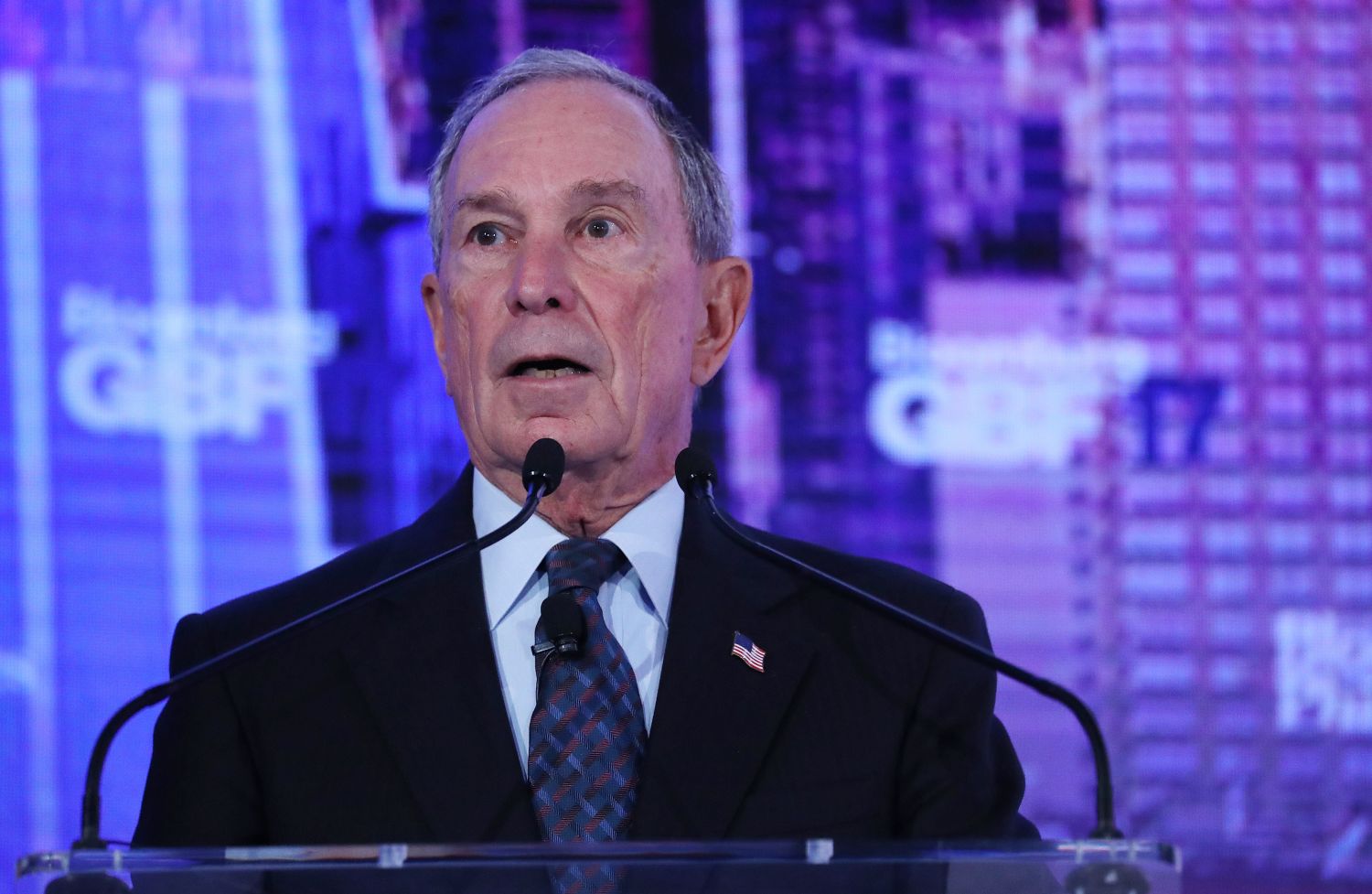 A Bloomberg alapítója, New York volt polgármestere Michael A. Bloomberg a Bloomberg Global Business Forum megnyitóján a Plaza Hotelben, New Yorkban 2017. szeptember 20-án. EPA/ANDREW GOMBERT