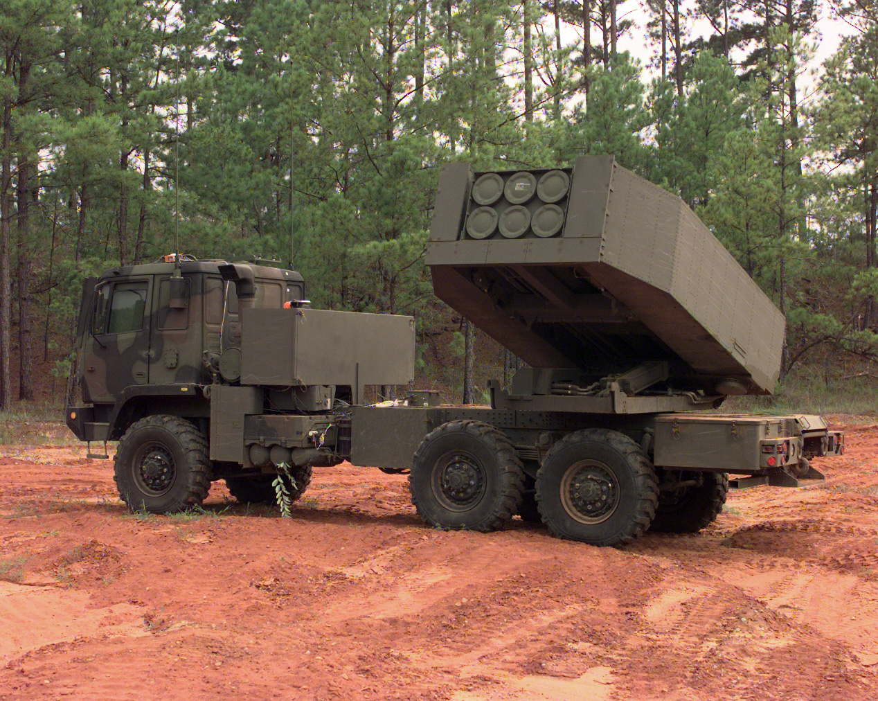 High Mobility Artillery Rocket System (HIMARS)  - Kép forrása: U.S. Army / Spc. Russell J. Good