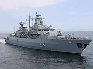 A Német Haditengerészet Mecklenburg-Vorpommern (F218) fregattja