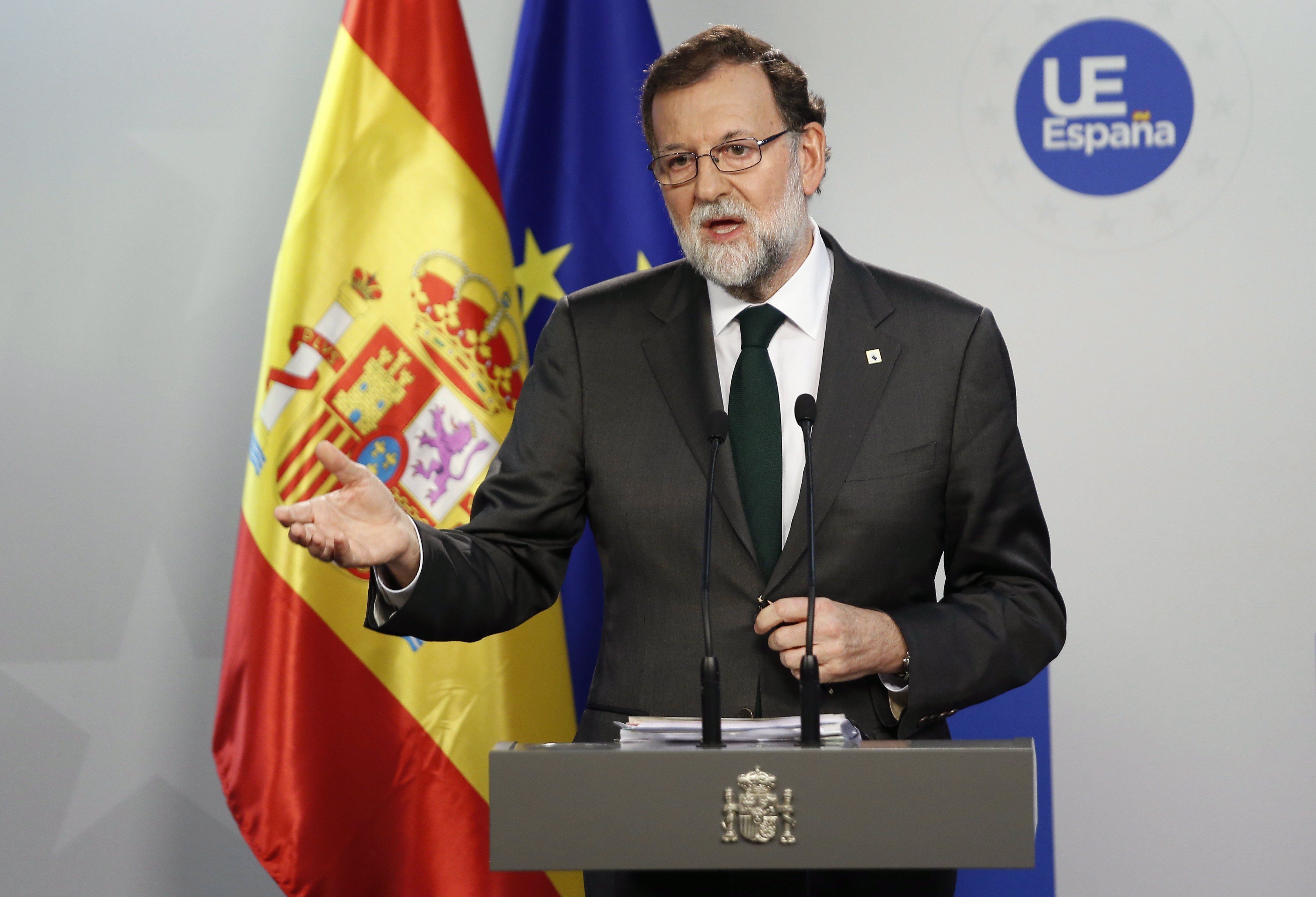 Brüsszel, 2017. október 20. Mariano Rajoy spanyol miniszterelnök sajtótájékoztatót tart az Európai Unió brüsszeli csúcstalálkozójának második napján, 2017. október 20-án. (MTI/EPA/Julien Warnand)
