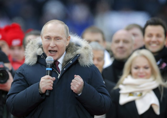 Moszkva, 2018. március 3. Vlagyimir Putyin orosz elnök beszél támogatóihoz a moszkvai Luzsnyiki Stadionban tartott kampányrendezvényen 2018. március 3-án. Az elnökválasztást 2018. március 18-án tartják Oroszországban. (MTI/EPA/Jurij Kocsetkov)