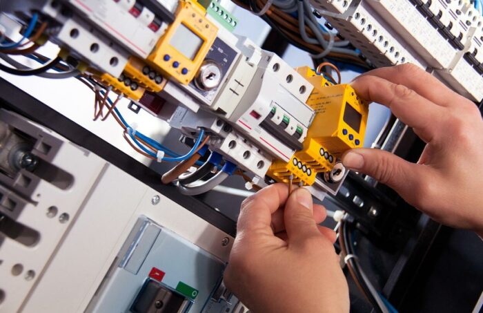 www.elektromax.hu